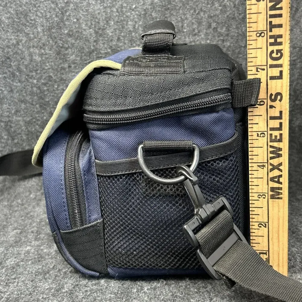 Lowepro Nova 1 Camera Bag Blue Padded Shoulder Case Weather Resistant 9x7x7